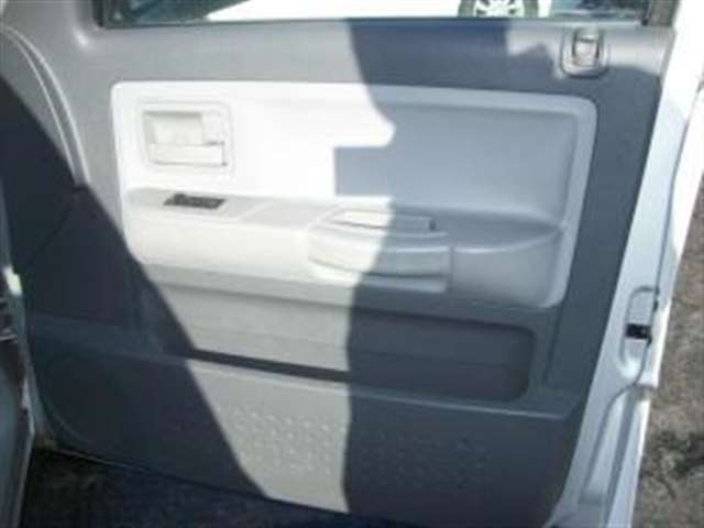 2006 Dodge Dakota SLT 4dr Quad Cab 4WD SB